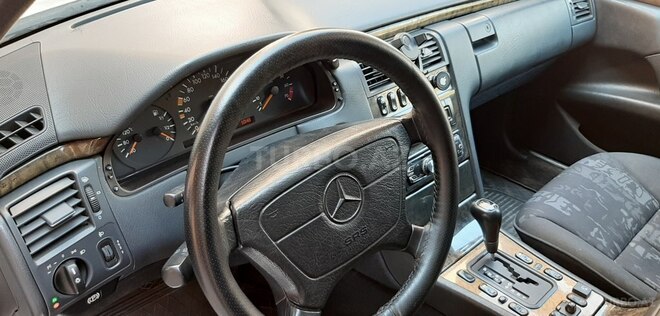Mercedes E 200 1998, 196,638 km - 2.0 l - Bakı