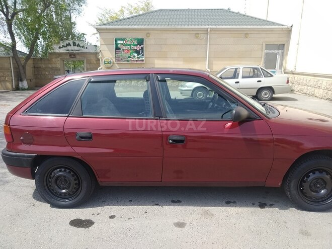 Opel Astra 1996, 350,000 km - 1.6 l - Bakı