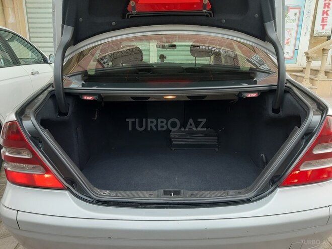 Mercedes C 220 2002, 552,000 km - 2.2 л - Bakı