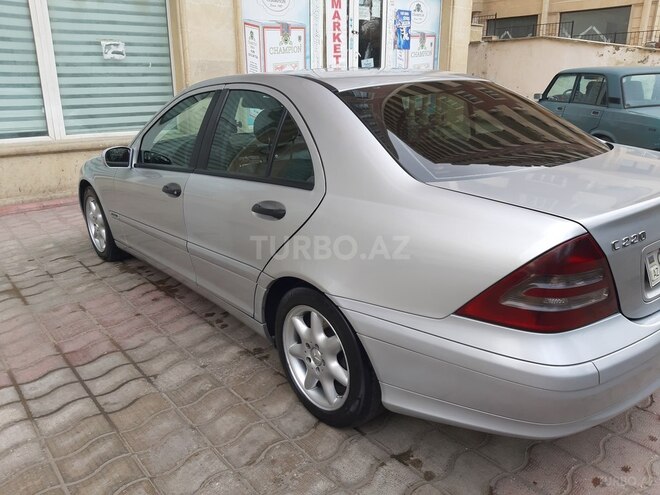 Mercedes C 220 2002, 552,000 km - 2.2 л - Bakı