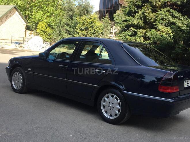 Mercedes C 200 1999, 230,000 km - 2.0 l - Bakı