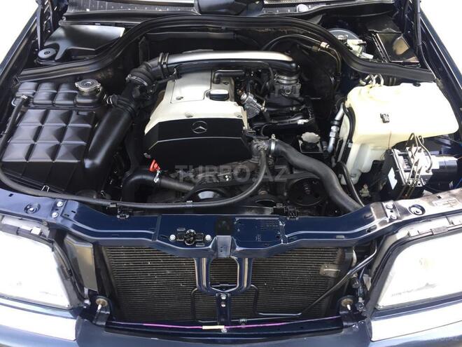 Mercedes C 200 1999, 230,000 km - 2.0 l - Bakı