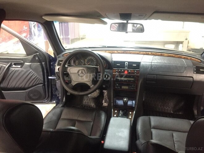 Mercedes C 200 1999, 230,000 km - 2.0 l - Bakı