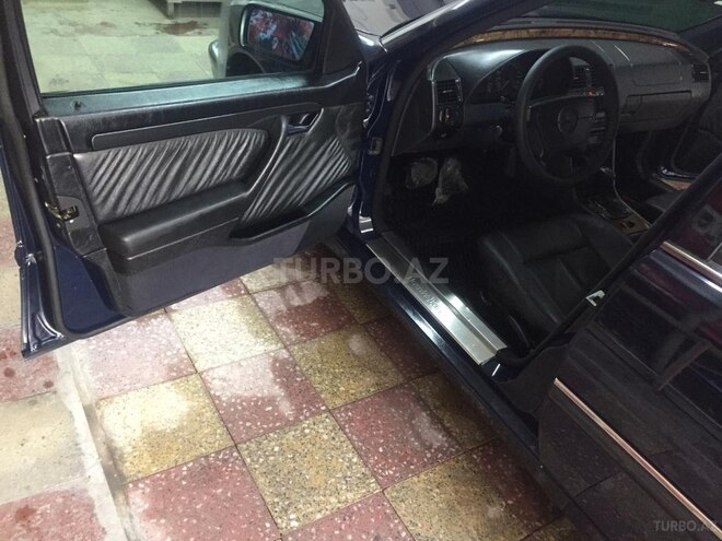 Mercedes C 200 1999, 230,000 km - 2.0 l - Bakı