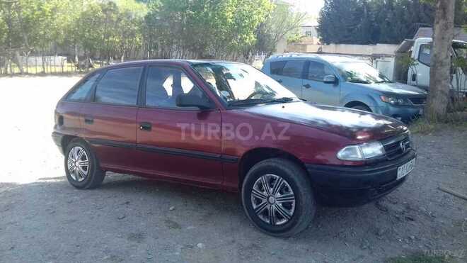 Opel Astra 1993, 246,000 km - 1.8 л - Bakı