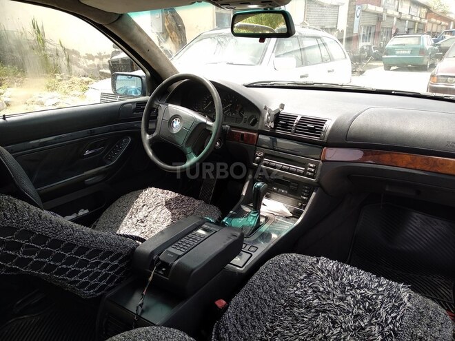 BMW 523 1996, 246,000 km - 2.5 l - Bakı