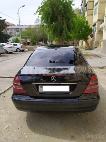 Mercedes E 220 2003, 420,399 km - 2.2 l - Xırdalan