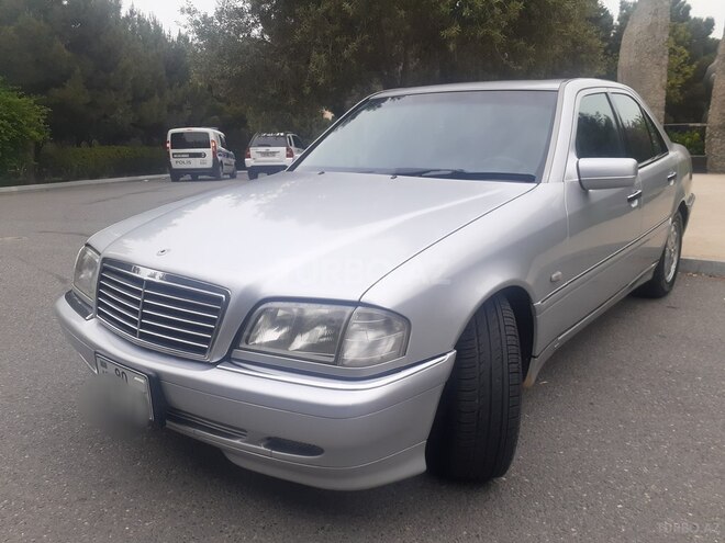 Mercedes C 230 1999, 289,000 km - 2.3 l - Bakı