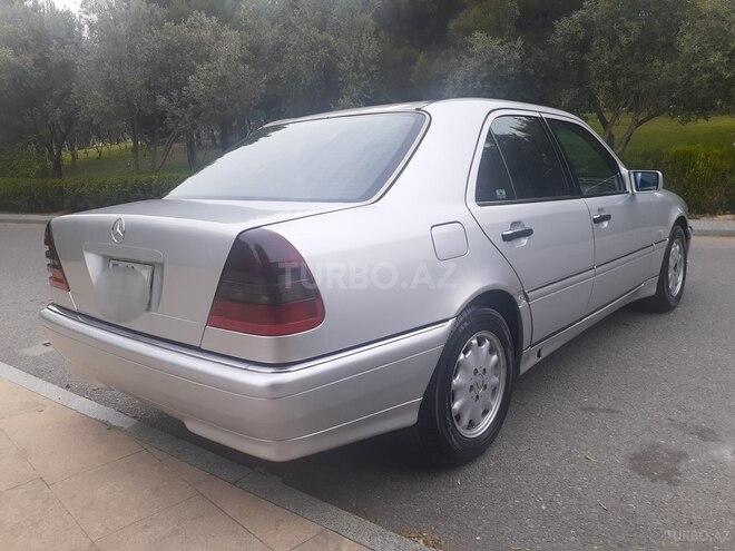 Mercedes C 230 1999, 289,000 km - 2.3 l - Bakı