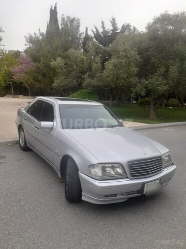 Mercedes C 230 1999, 289,000 km - 2.3 l - Bakı