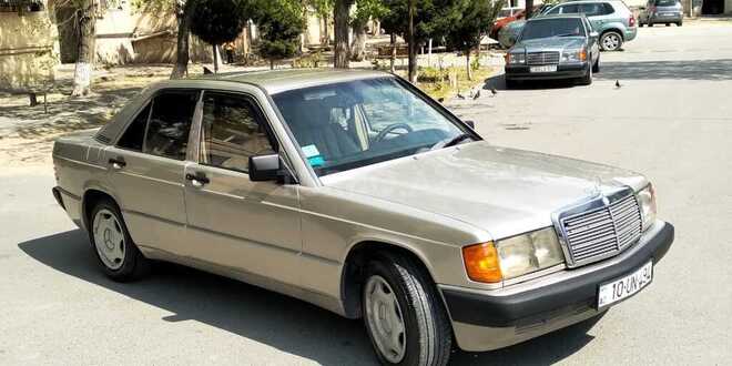 Mercedes 190 1990, 350,000 km - 2.0 l - Sumqayıt