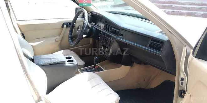 Mercedes 190 1990, 350,000 km - 2.0 l - Sumqayıt