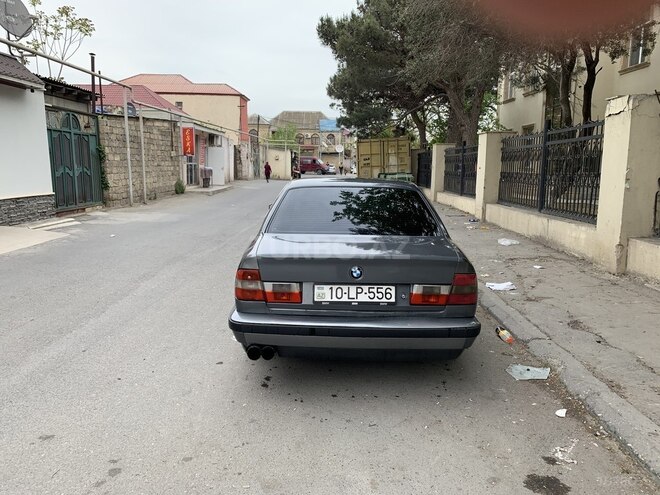 BMW 525 1991, 389,000 km - 2.5 l - Bakı