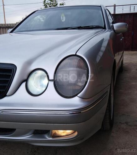 Mercedes E 240 2000, 348,080 km - 2.4 l - Cəlilabad