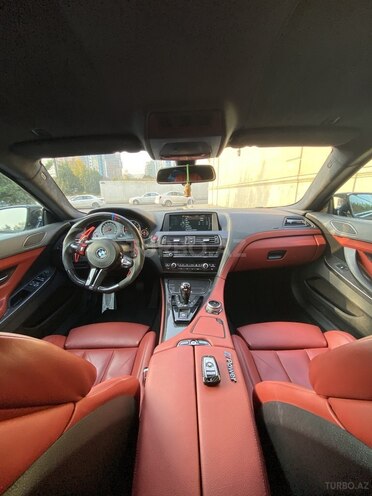 BMW M6 2013, 96,000 km - 4.4 l - Bakı