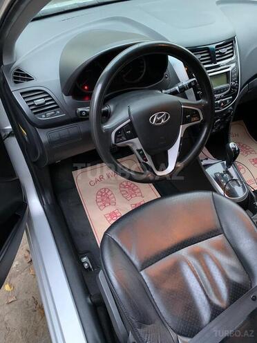 Hyundai Accent 2013, 121,000 km - 1.6 l - Bakı