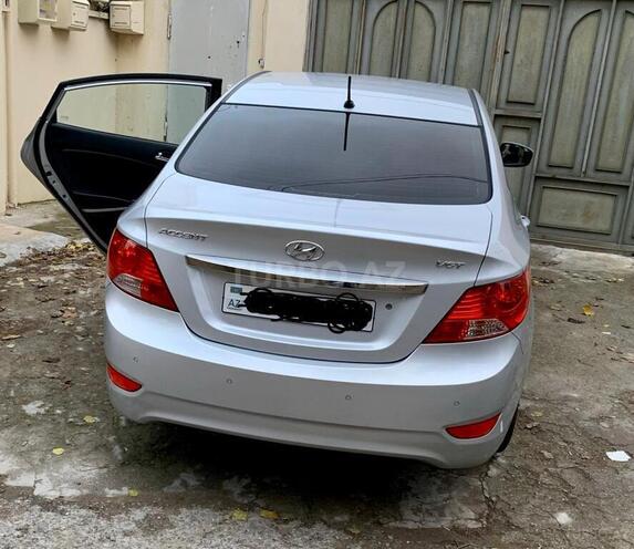 Hyundai Accent 2013, 121,000 km - 1.6 l - Bakı