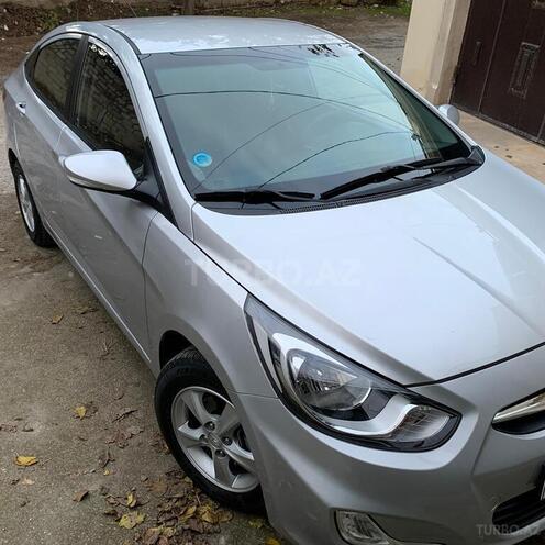 Hyundai Accent 2013, 121,000 km - 1.6 l - Bakı