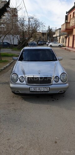 Mercedes E 230 1996, 326,000 km - 2.3 l - Bakı