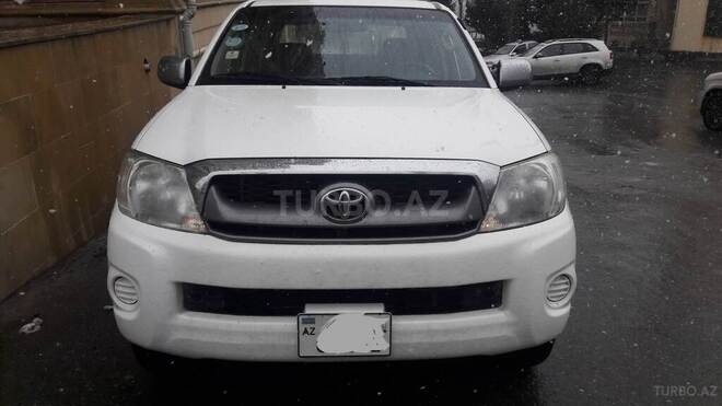 Toyota Hilux 2011, 136,000 km - 2.5 l - Bakı