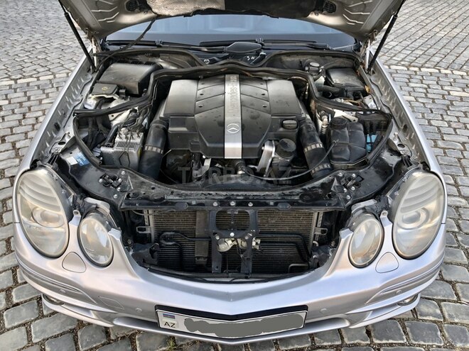 Mercedes E 240 2002, 300,000 km - 2.6 л - Bakı
