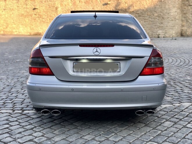Mercedes E 240 2002, 300,000 km - 2.6 л - Bakı