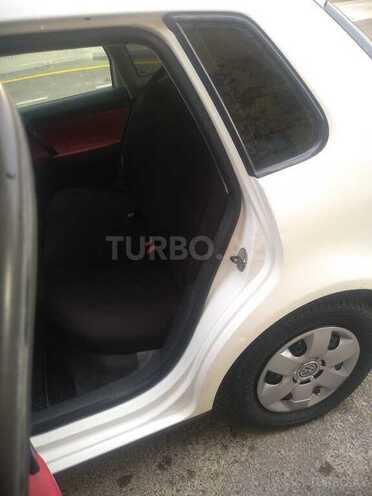 Volkswagen Polo 2003, 240,000 km - 1.4 л - Bakı