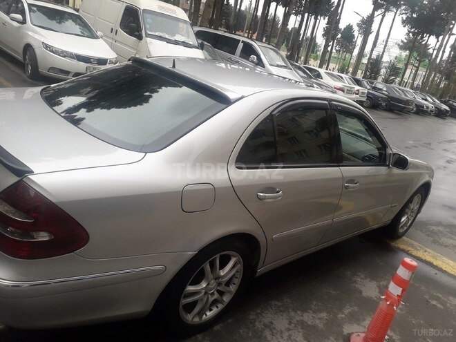 Mercedes C 270 2002, 302,000 km - 2.7 л - Xırdalan