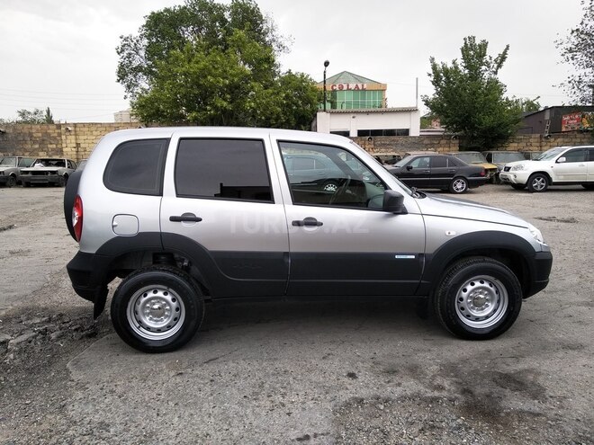 Chevrolet Niva 2018, 50,000 km - 1.7 l - Bakı