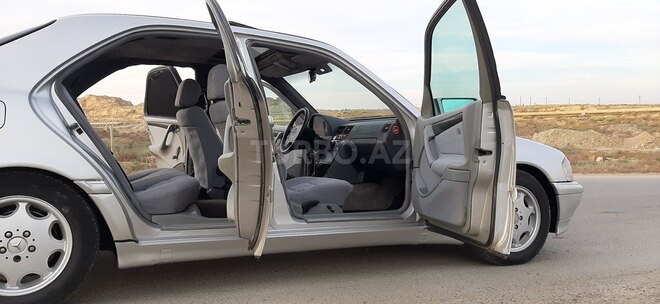 Mercedes C 220 1998, 350,000 km - 2.2 l - Bakı