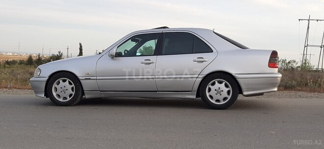 Mercedes C 220 1998, 350,000 km - 2.2 l - Bakı