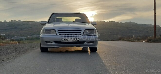 Mercedes C 220 1998, 350,000 km - 2.2 l - Bakı