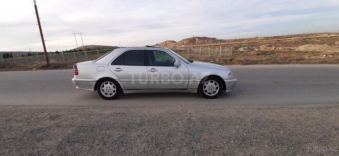 Mercedes C 220 1998, 350,000 km - 2.2 l - Bakı