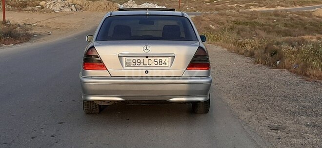 Mercedes C 220 1998, 350,000 km - 2.2 l - Bakı