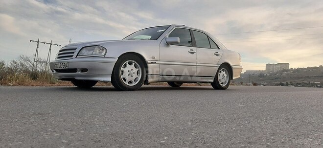 Mercedes C 220 1998, 350,000 km - 2.2 l - Bakı