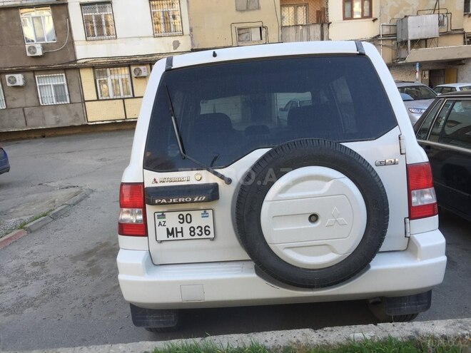 Mitsubishi Pajero io 2000, 270,000 km - 2.0 l - Bakı