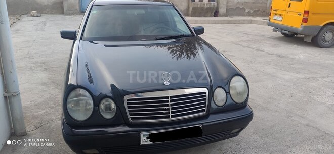 Mercedes E 240 1998, 285,000 km - 2.4 l - Bakı