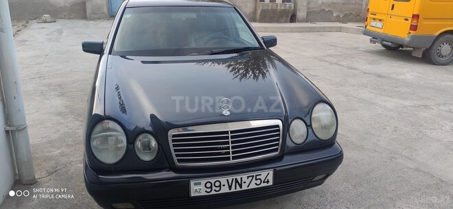 Mercedes E 240 1998, 285,000 km - 2.4 l - Bakı