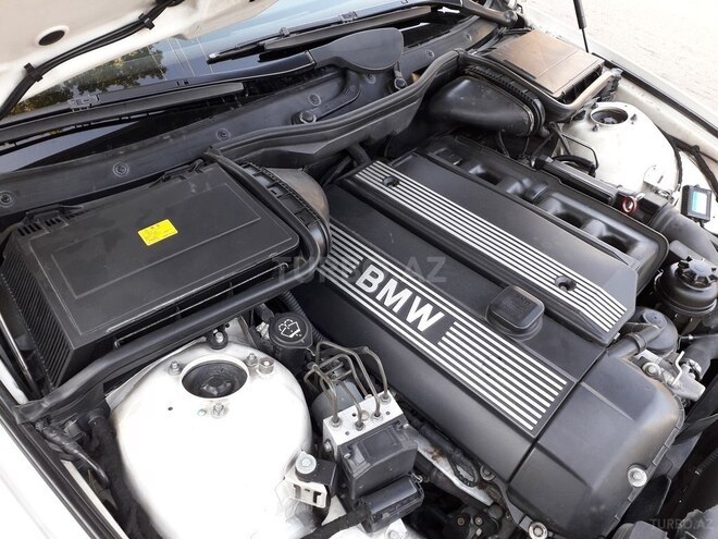 BMW 525 2002, 180,000 km - 2.5 l - Göyçay
