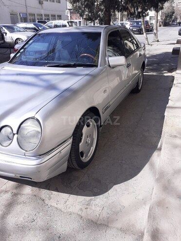 Mercedes E 200 1997, 365,400 km - 2.0 l - Bakı