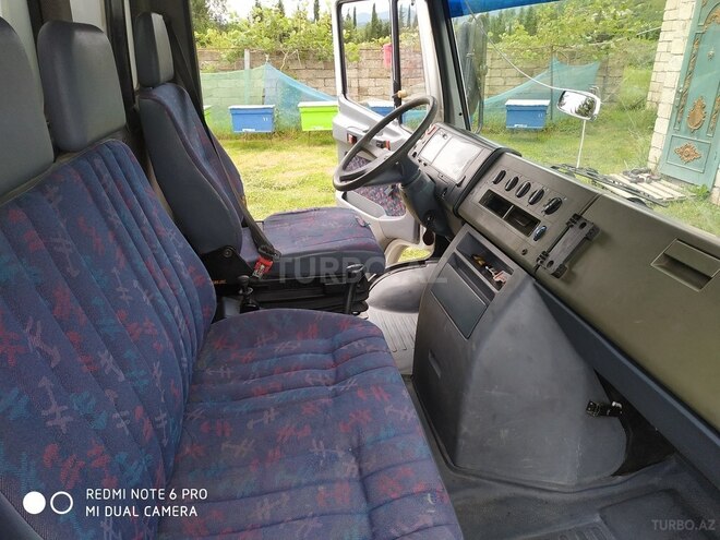 Mercedes Vario 1998, 268,715 km - 4.3 l - Astara