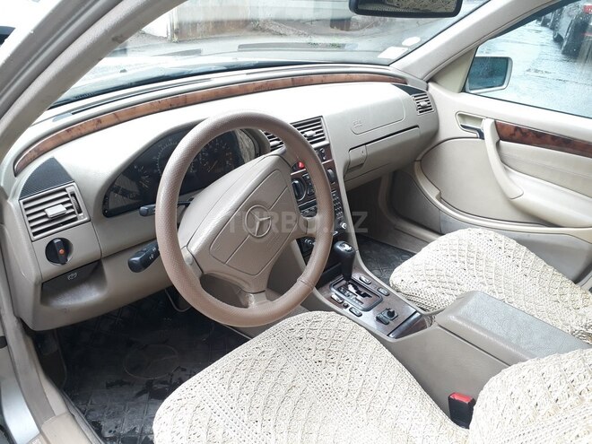 Mercedes C 230 2000, 231,600 km - 2.3 l - Bakı