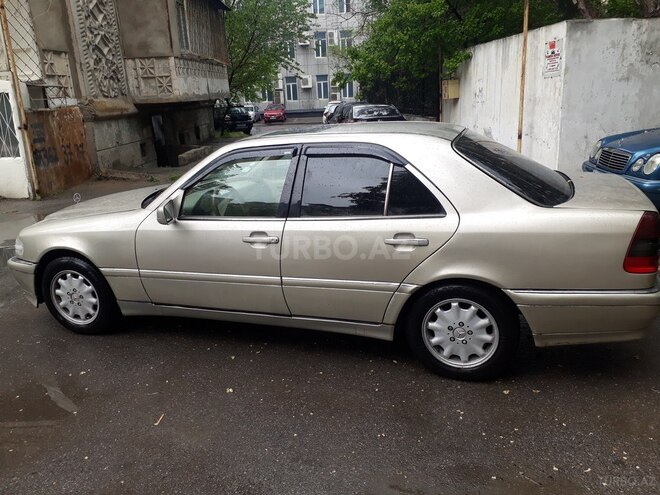 Mercedes C 230 2000, 231,600 km - 2.3 l - Bakı
