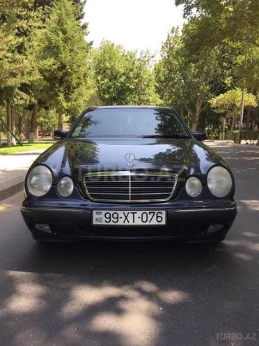 Mercedes E 270 2000, 327,000 km - 2.7 л - Bakı