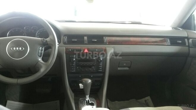 Audi A6 2002, 268,500 km - 3.0 л - Göyçay