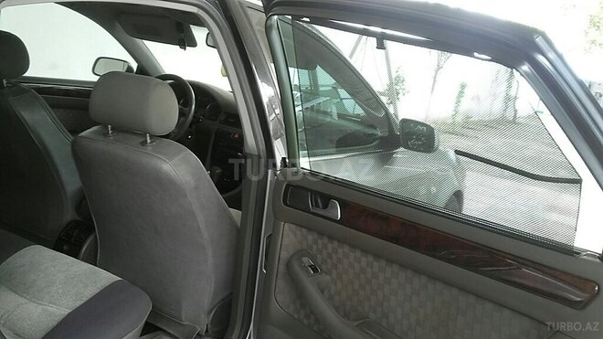 Audi A6 2002, 268,500 km - 3.0 л - Göyçay
