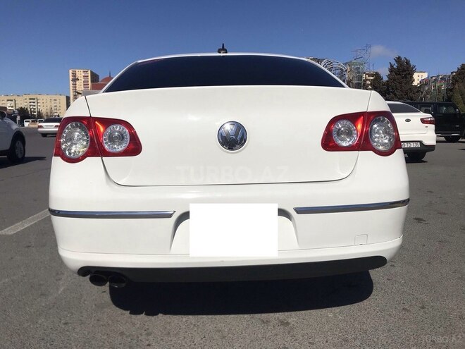 Volkswagen Passat 2005, 275,000 km - 2.0 l - Bakı