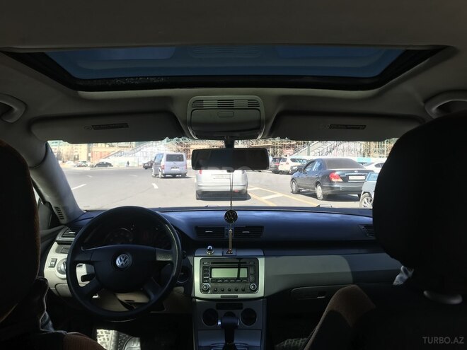 Volkswagen Passat 2005, 275,000 km - 2.0 l - Bakı