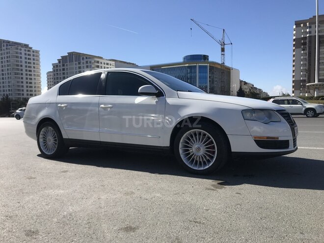 Volkswagen Passat 2005, 275,000 km - 2.0 l - Bakı