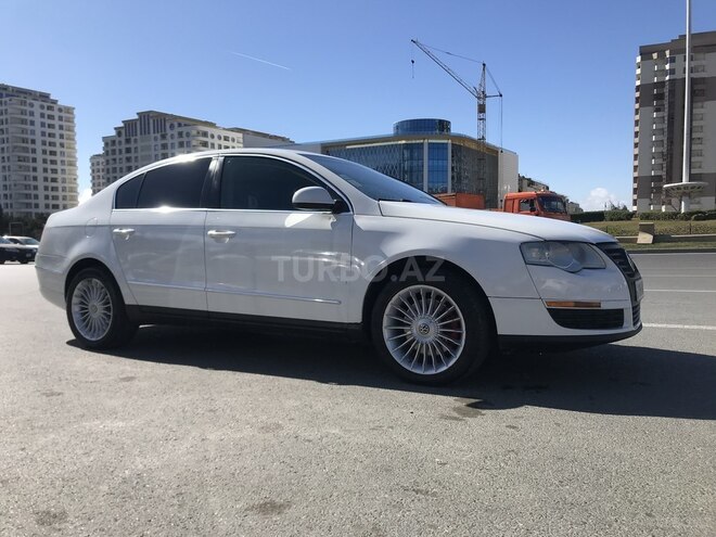Volkswagen Passat 2005, 275,000 km - 2.0 l - Bakı